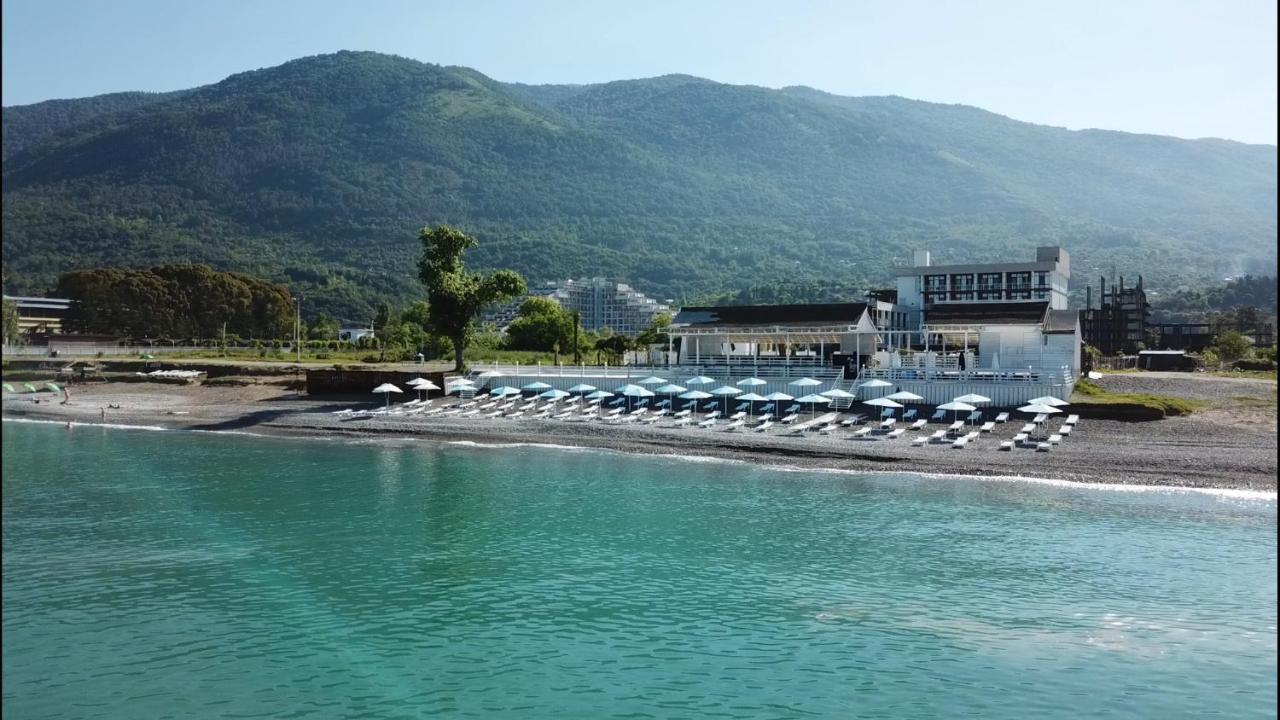 Hotel Aquamarine Family Club Gagra Exterior foto